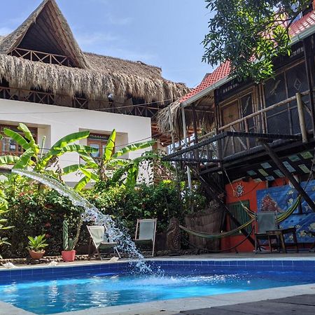 La Natura Hostel & Pool Palomino Bagian luar foto