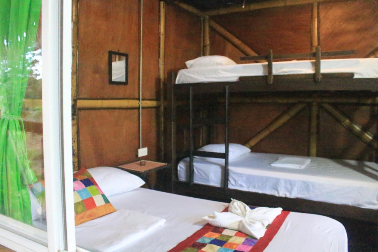 La Natura Hostel & Pool Palomino Bagian luar foto